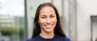 Cecilie Tvetenstrand, forbrukerøkonom i Storebrand. Portrettfoto. Cecilie Tvetenstrand, forbrukerøkonom i Storebrand. Portrettfoto.