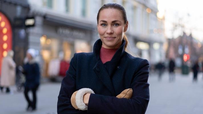 Cecilie Tvetenstrand, spare- og forbrukerøkonom i Storebrand, i Oslo sentrum.