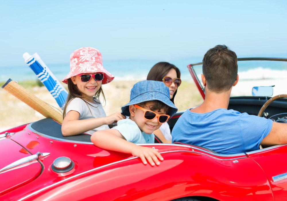 Illustrasjonsfoto: familien er klar for tur på stranden.